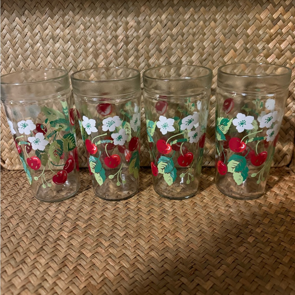 Vintage Anchor Hocking Drinkware red cherry and white blossom swanky swig style